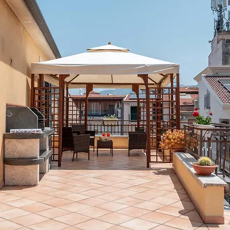 Luxury Domus Lejlighed